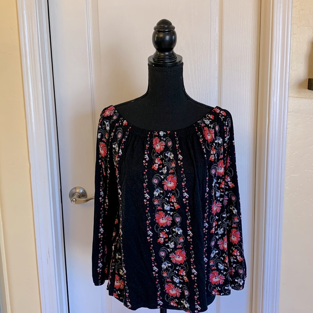 Floral print top 3/4 length sleeves